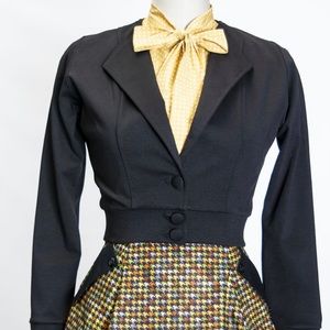 Heart of Haute Dapper shrug / blazer